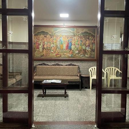 Sri Durgamba Lodge Bangalore Eksteriør billede