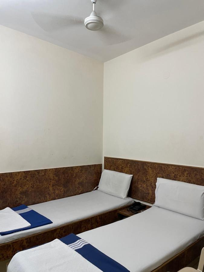 Sri Durgamba Lodge Bangalore Eksteriør billede