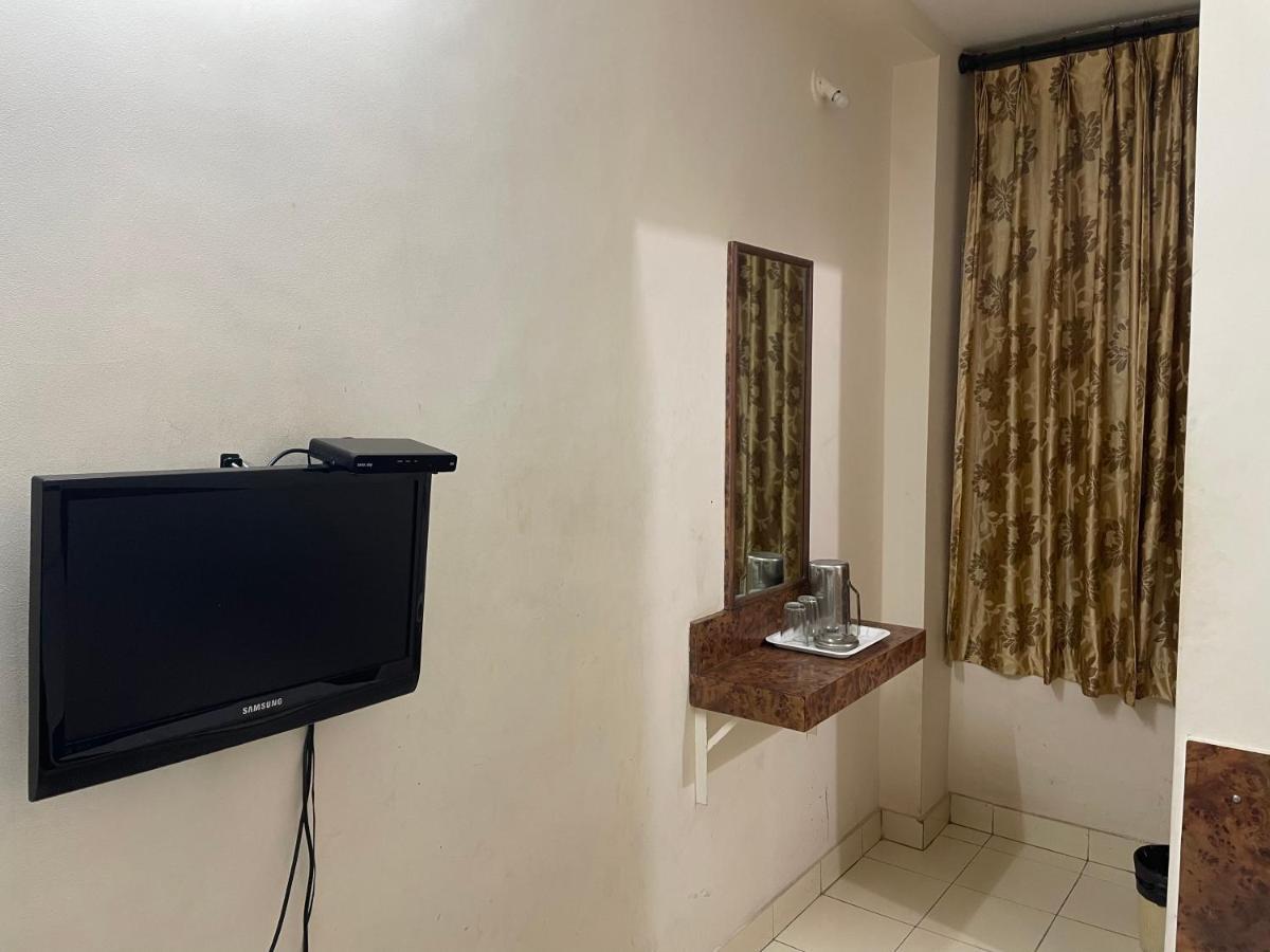 Sri Durgamba Lodge Bangalore Eksteriør billede