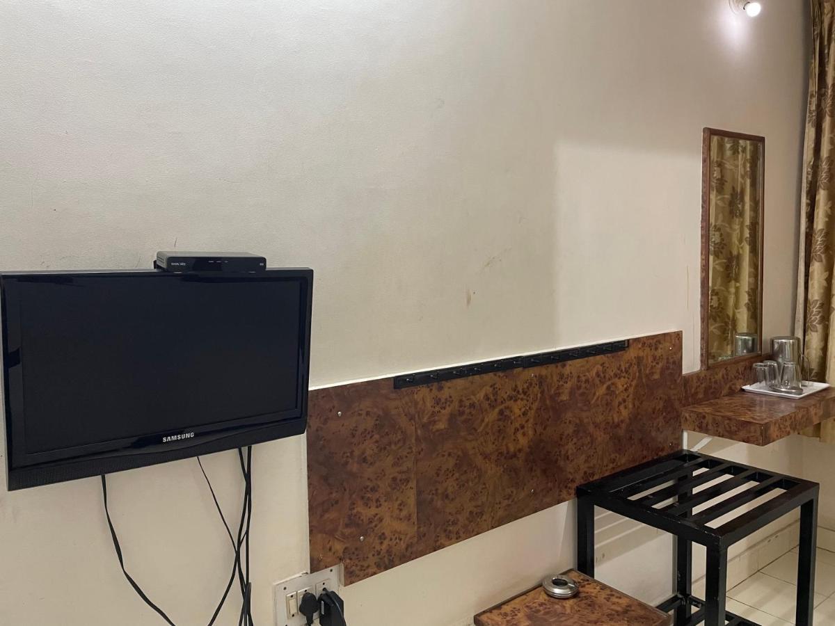 Sri Durgamba Lodge Bangalore Eksteriør billede